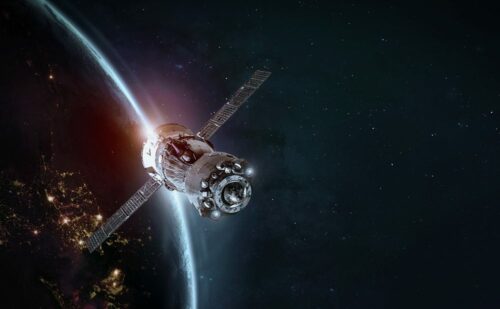 eutelsat-en-avant