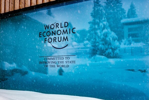 Trump_Davos_en_avant